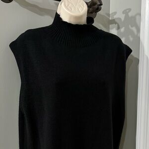 NWOT Magaschoni Sleeveless Sweater Tunic